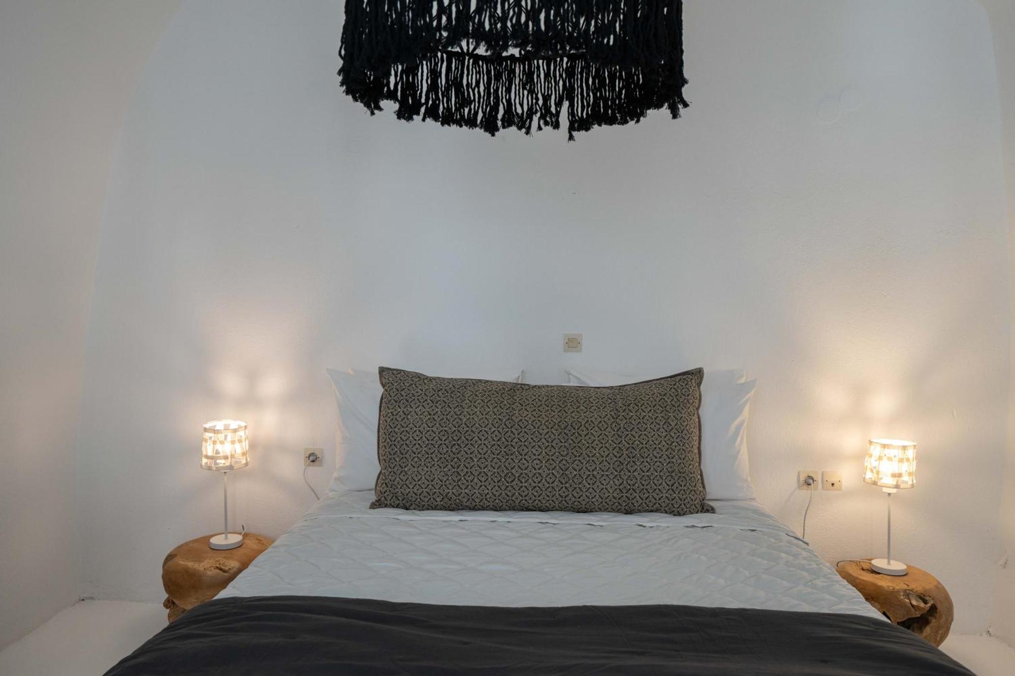 The Magic Luxury Cave Suites Vothon Екстер'єр фото